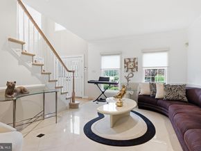 100 Windy Knoll Drive, Richboro PA 18954