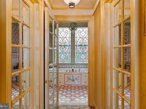 237 S 18TH Street 4B, Philadelphia PA 19103