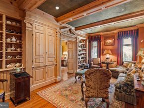 237 S 18TH Street 4B, Philadelphia PA 19103