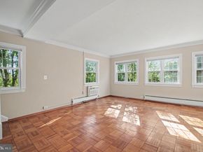 1517 Mount Eagle Place, Alexandria VA 22302