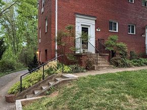 1517 Mount Eagle Place, Alexandria VA 22302