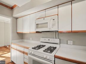 1517 Mount Eagle Place, Alexandria VA 22302