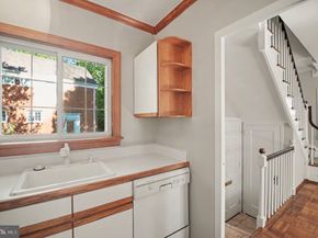 1517 Mount Eagle Place, Alexandria VA 22302