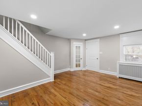 438 Glendale Road, Upper Darby PA 19082