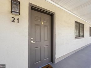 2 Leverington Avenue 21, Philadelphia PA 19127