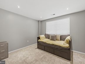 2 Leverington Avenue 21, Philadelphia PA 19127