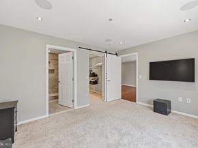 2 Leverington Avenue 21, Philadelphia PA 19127
