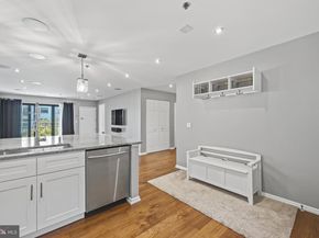 2 Leverington Avenue 21, Philadelphia PA 19127