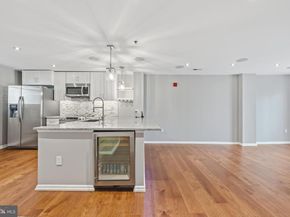 2 Leverington Avenue 21, Philadelphia PA 19127