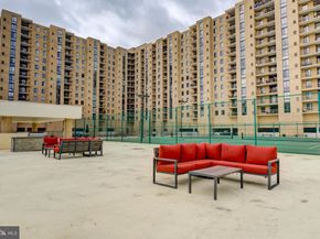 4500 S Four Mile Run Drive 1220, Arlington VA 22204