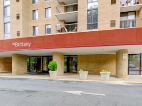 4500 S Four Mile Run Drive 1220, Arlington VA 22204