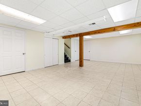 468 Woodhaven Plaza, Philadelphia PA 19116