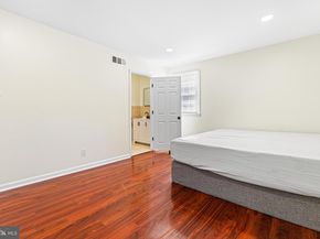 468 Woodhaven Plaza, Philadelphia PA 19116