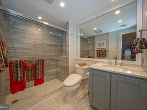 1655 Oakwood Drive CONDO N201, Penn Valley PA 19072