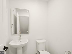 3100 Camber Place, Falls Church VA 22042