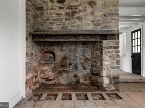 43 Van Sant Road, New Hope PA 18938