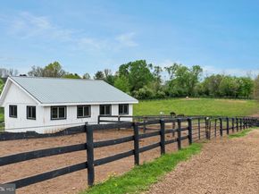 43 Van Sant Road, New Hope PA 18938