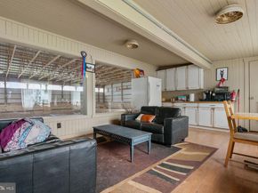 43 Van Sant Road, New Hope PA 18938