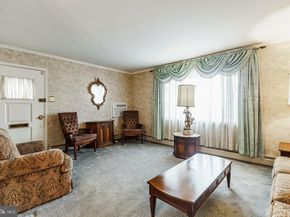 9229 Cottage Street, Philadelphia PA 19114