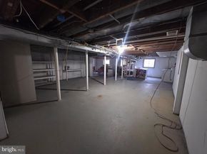 2627 Five Oaks Road, Vienna VA 22181