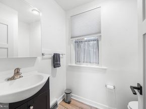 2425 Sepviva Street, Philadelphia PA 19125