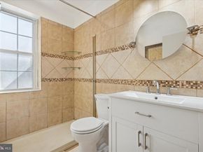 42 Conshohocken State Road 7B, Bala Cynwyd PA 19004