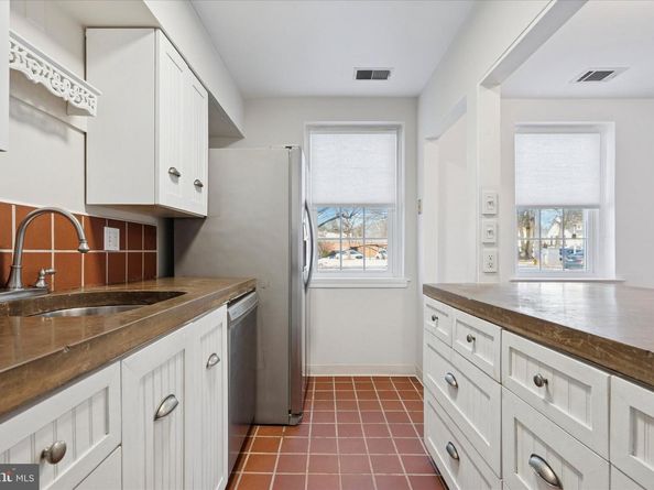 42 Conshohocken State Road 7B, Bala Cynwyd PA 19004