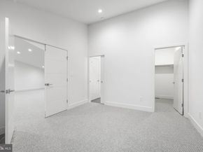 4810 3rd Street N, Arlington VA 22203