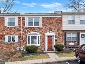 367 Dartmouth Court, Bensalem PA 19020