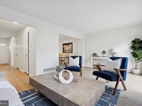 367 Dartmouth Court, Bensalem PA 19020