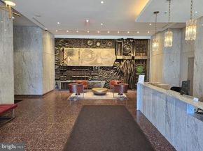 201 N 8TH Street 404, Philadelphia PA 19106