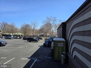 201 N 8TH Street 404, Philadelphia PA 19106