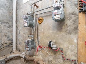 1814 W Diamond Street, Philadelphia PA 19121