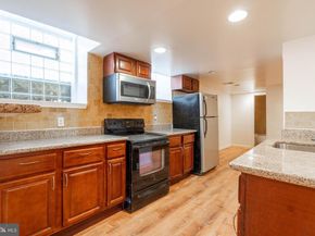 1814 W Diamond Street, Philadelphia PA 19121