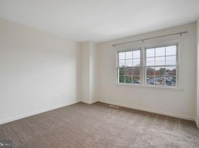 3858 9TH Road S, Arlington VA 22204