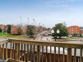 3858 9TH Road S, Arlington VA 22204