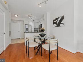 1021 N Garfield Street 819, Arlington VA 22201
