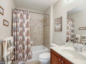 232 Polk Way, Yardley PA 19067