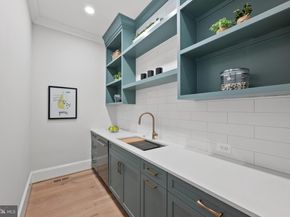 6126 Stoneham Lane, Mclean VA 22101