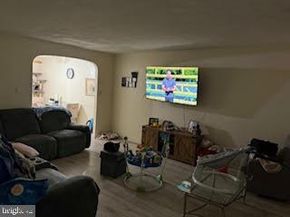 1533 Robbins Avenue, Philadelphia PA 19149