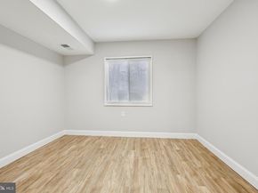 1410 Northgate Square 10/1A, Reston VA 20190