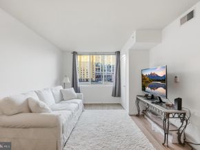 1000 New Jersey Avenue SE 216, Washington DC 20003