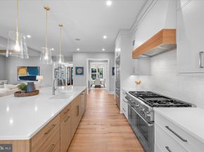 921 22nd Street S, Arlington VA 22202