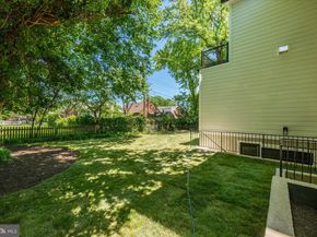 921 22nd Street S, Arlington VA 22202