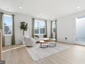 4901 Eisenhower Avenue, Alexandria VA 22304