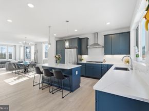 4901 Eisenhower Avenue, Alexandria VA 22304