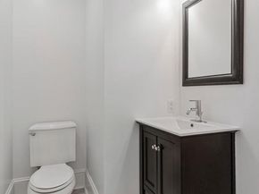 629 4TH Street NE 1, Washington DC 20002