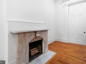 306 S 10TH Street A, Philadelphia PA 19107