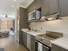 2550 17TH Street NW 302, Washington DC 20009