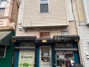 2324 S 7TH Street, Philadelphia PA 19148